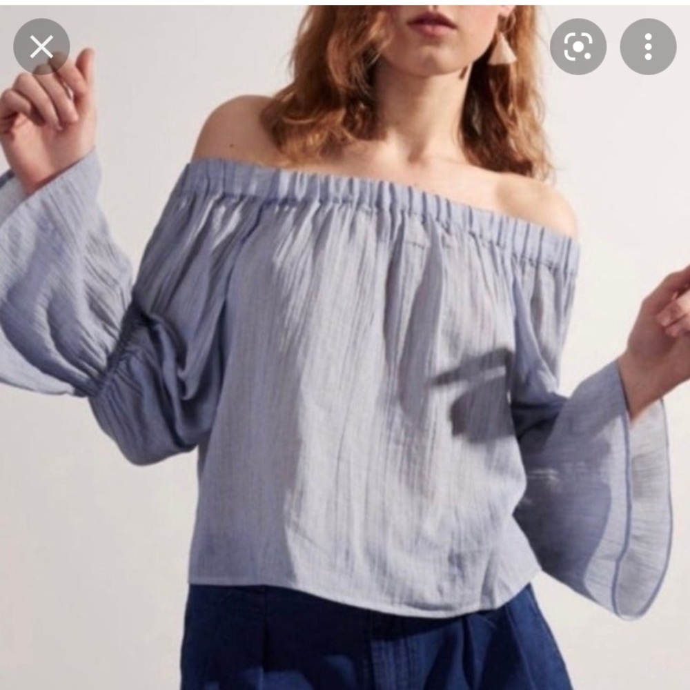 ✨4 for $10 ✨ Club Monaco Off The Shoulders Blouse